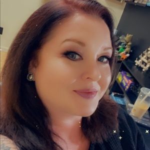 Meet your Posher, Kassie